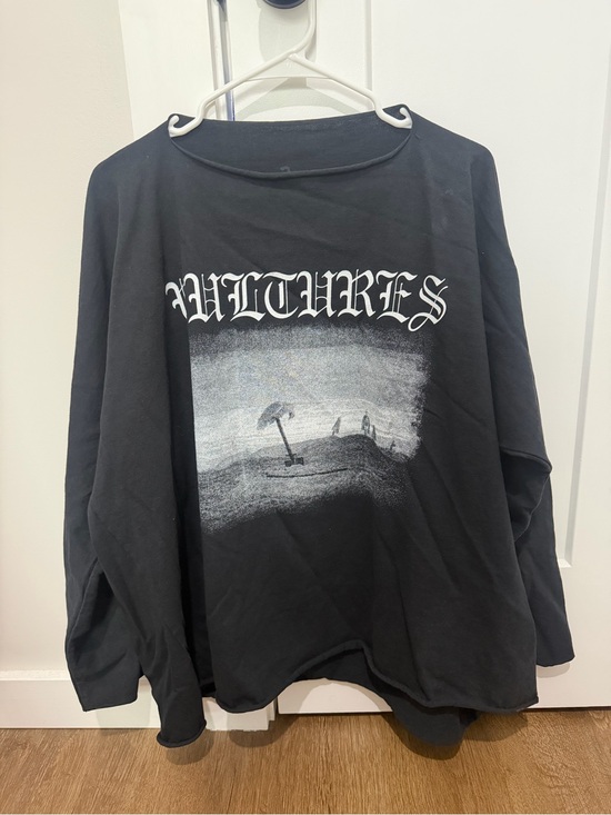 Yeezy Other - Kanye West Vultures long sleeve